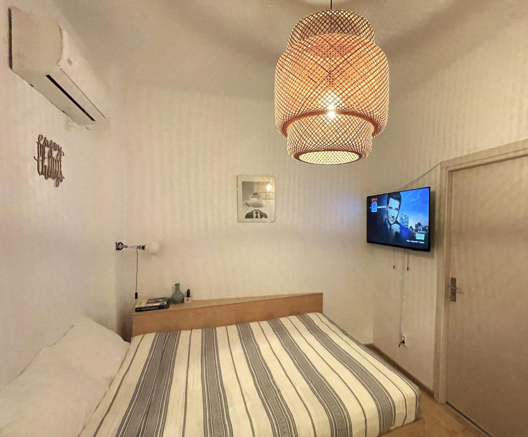 Rooftop Studio In The Heart Of Bucharest W Netflix Ngoại thất bức ảnh